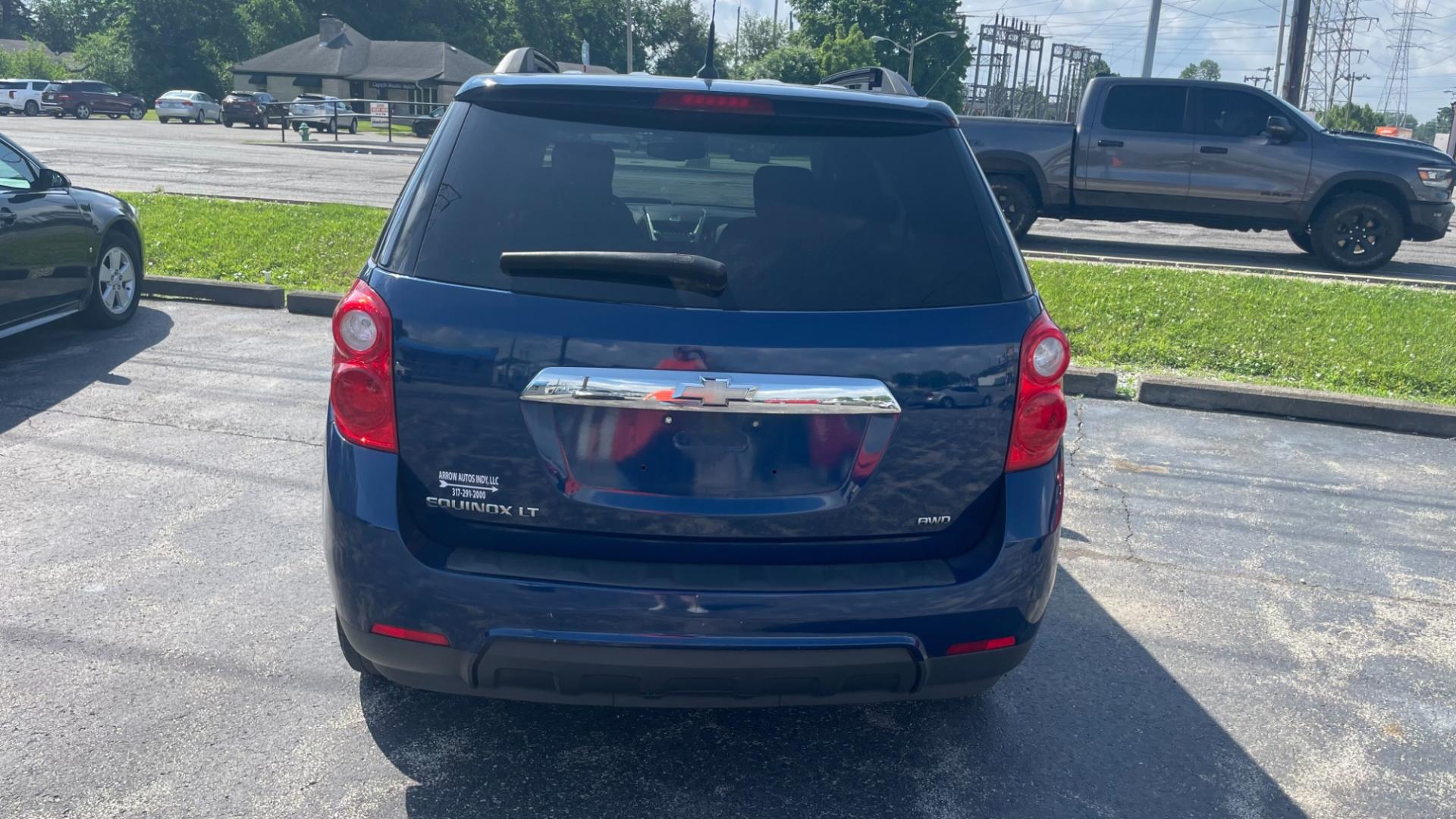 2010 BLUE Chevrolet Equinox LT (2CNFLEEW6A6) with an 2.4L L4 DOHC 16V engine, 4-Speed Automatic transmission, located at 2710A Westlane Rd., Indianapolis, IN, 46268, (317) 291-2000, 39.885670, -86.208160 - Photo#3